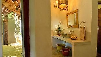 Bakwena Lodge Касане Экстерьер фото