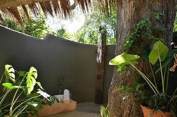 Bakwena Lodge Касане Экстерьер фото