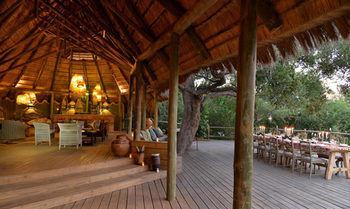Bakwena Lodge Касане Экстерьер фото